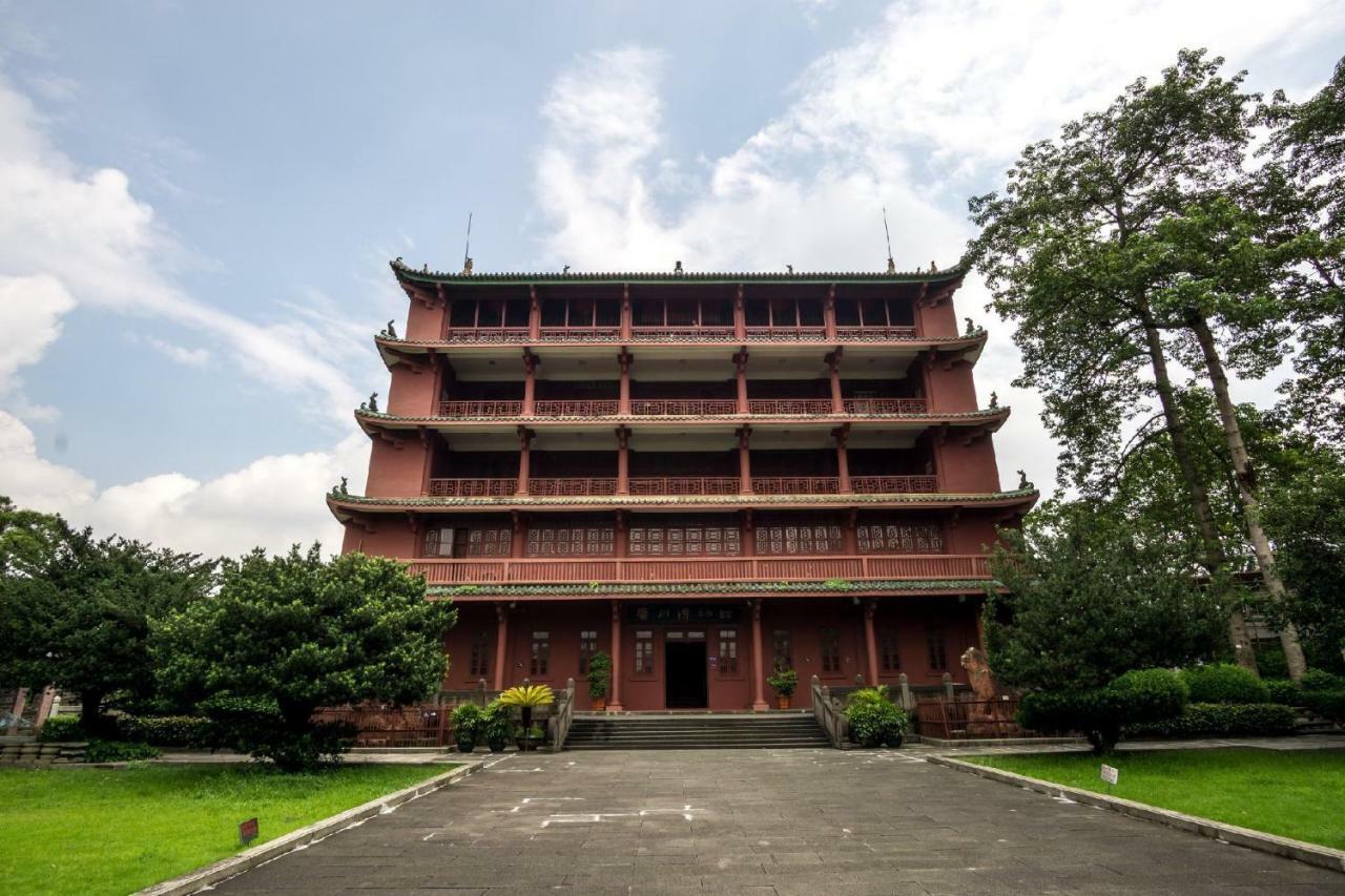 Guangzhou Seaman Club Hotel Exterior photo