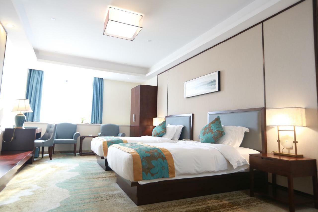Guangzhou Seaman Club Hotel Exterior photo